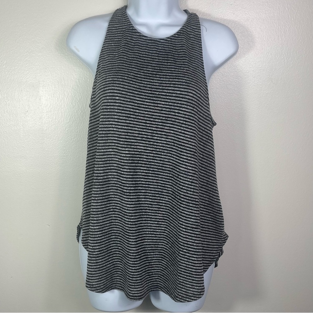 Abercrombie & Fitch women's striped racerback tank top - Picture 1 of 5